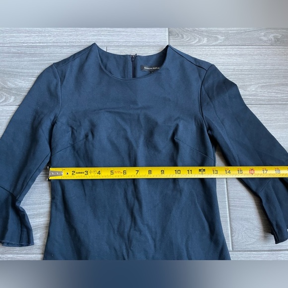 Banana Republic Women’s Navy Bell-Sleeve Shift Dress Long Sleeve, size 00• - Picture 12 of 13